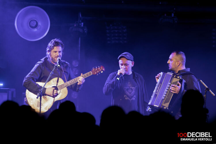 MURO-DEL-CANTO@Monk_19gen23_193
