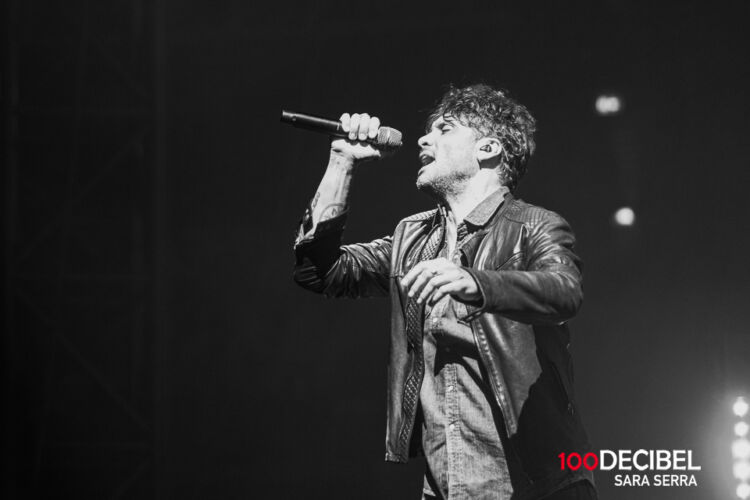 Fabrizio Moro-Palazzo dello Sport-saraserra-4