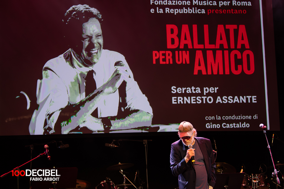 ballata-per-un-amico-lomaggio-a-ernesto-assante