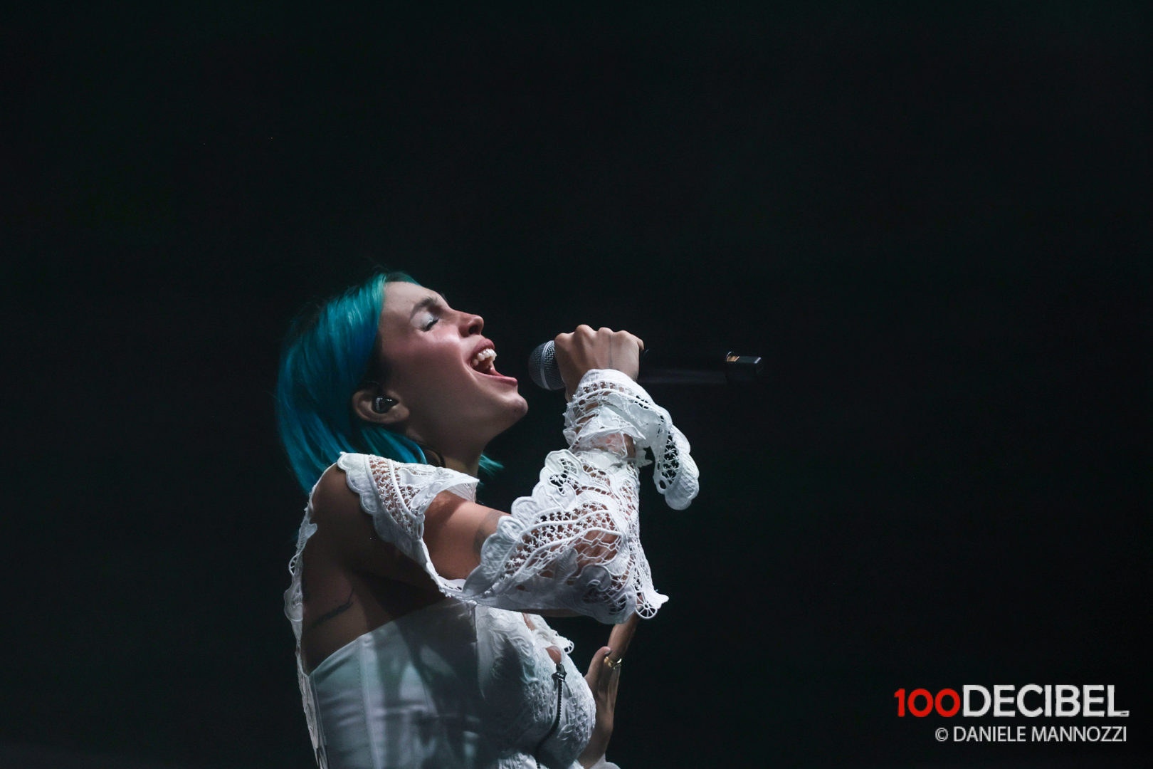 rose-villain-il-radio-sakura-allatlantico