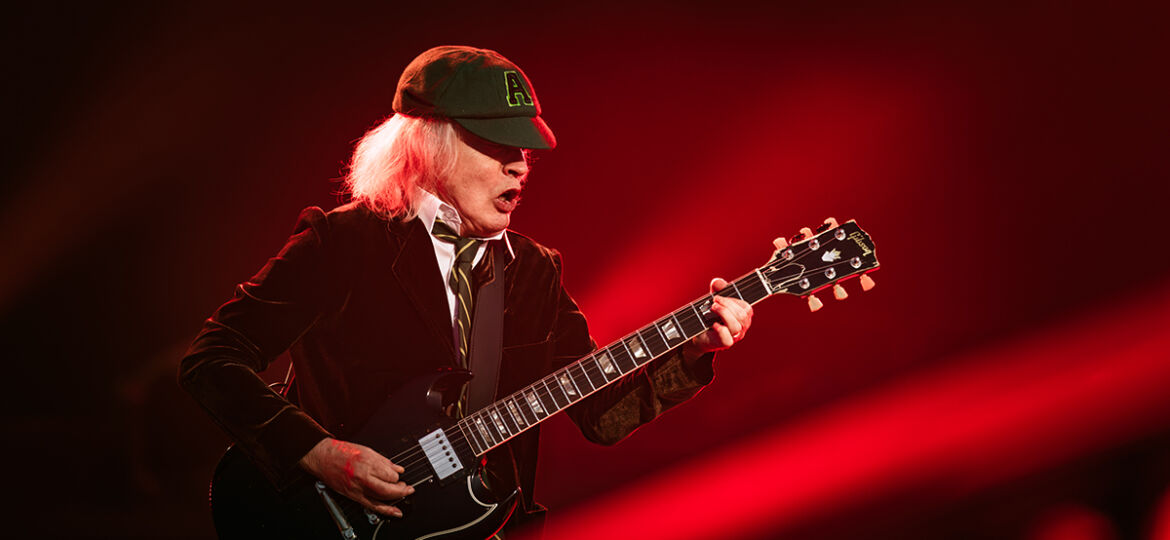 005-ACDC