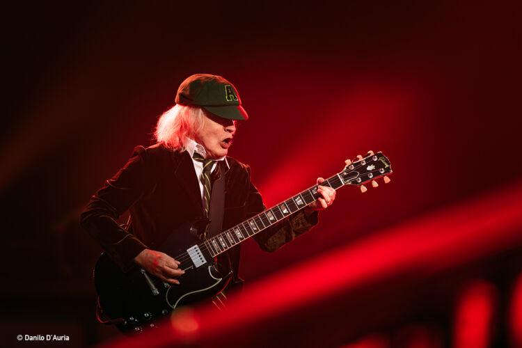 005-ACDC