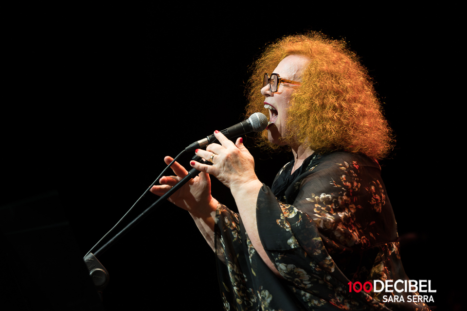 leleganza-della-voce-di-sarah-jane-morris