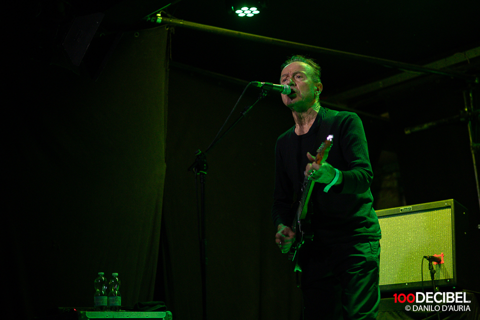 hugh-cornwell-infiamma-il-monk-di-roma