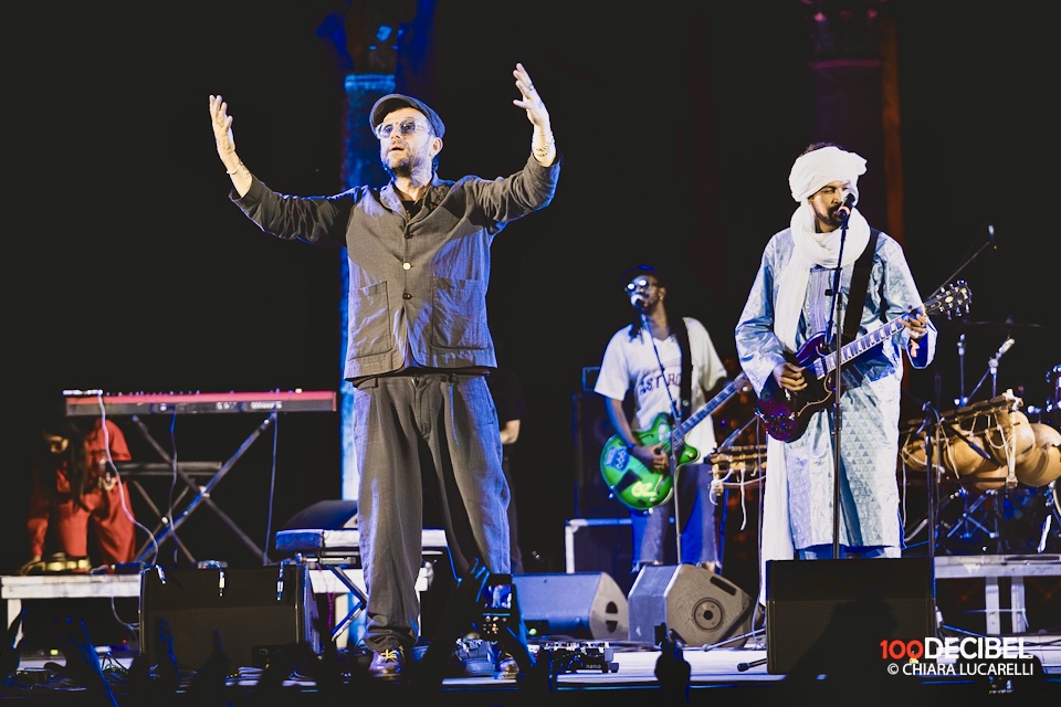 africa-express-incanta-ostia-antica-un-rito-musicale-collettivo-sotto-le-stelle