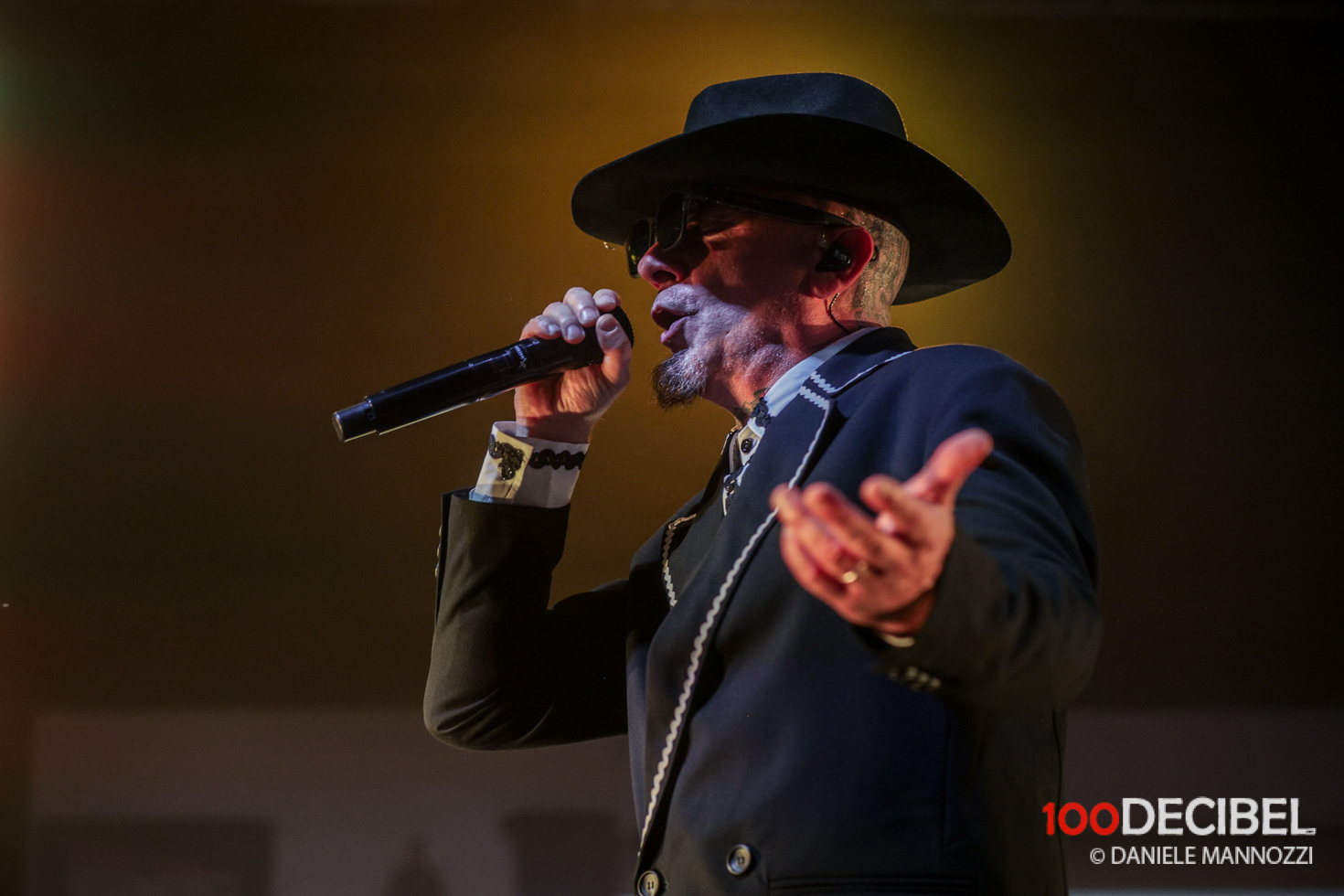 j-ax-live-allatlantico-di-roma